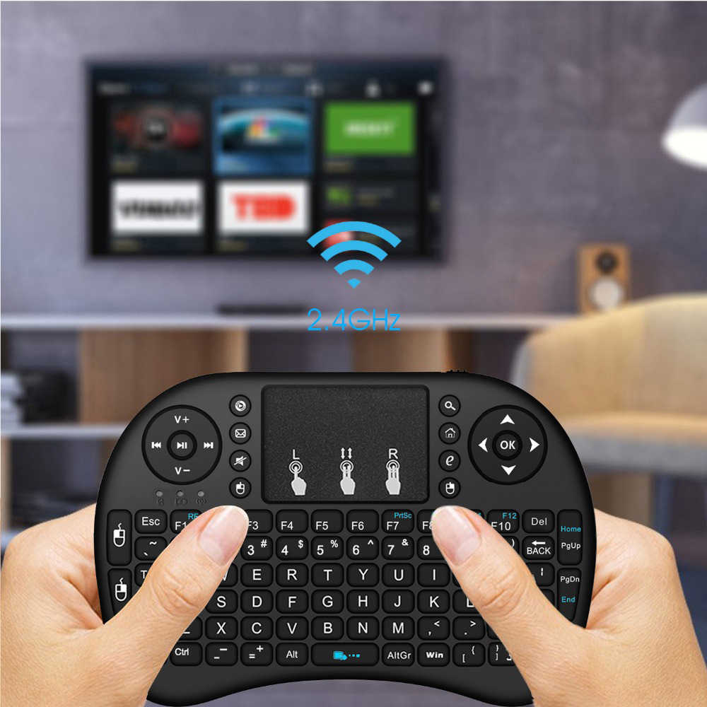 لوحة مفاتيح لاسلكية صغيرة بإضا - مراجعة Retro Gaming Corps وسعره